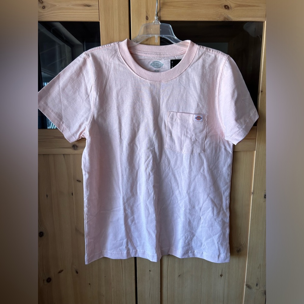 Dickies Women’s Heavyweight Short Sleeve Medium Pocket Light Pink T-Shirt